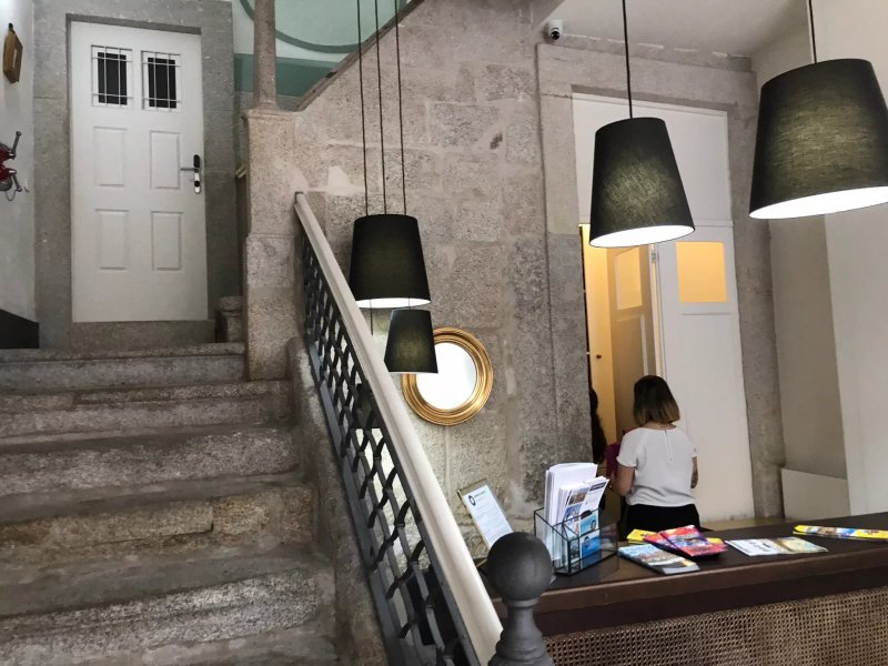Oporto Invite Clerigos - Historical Center