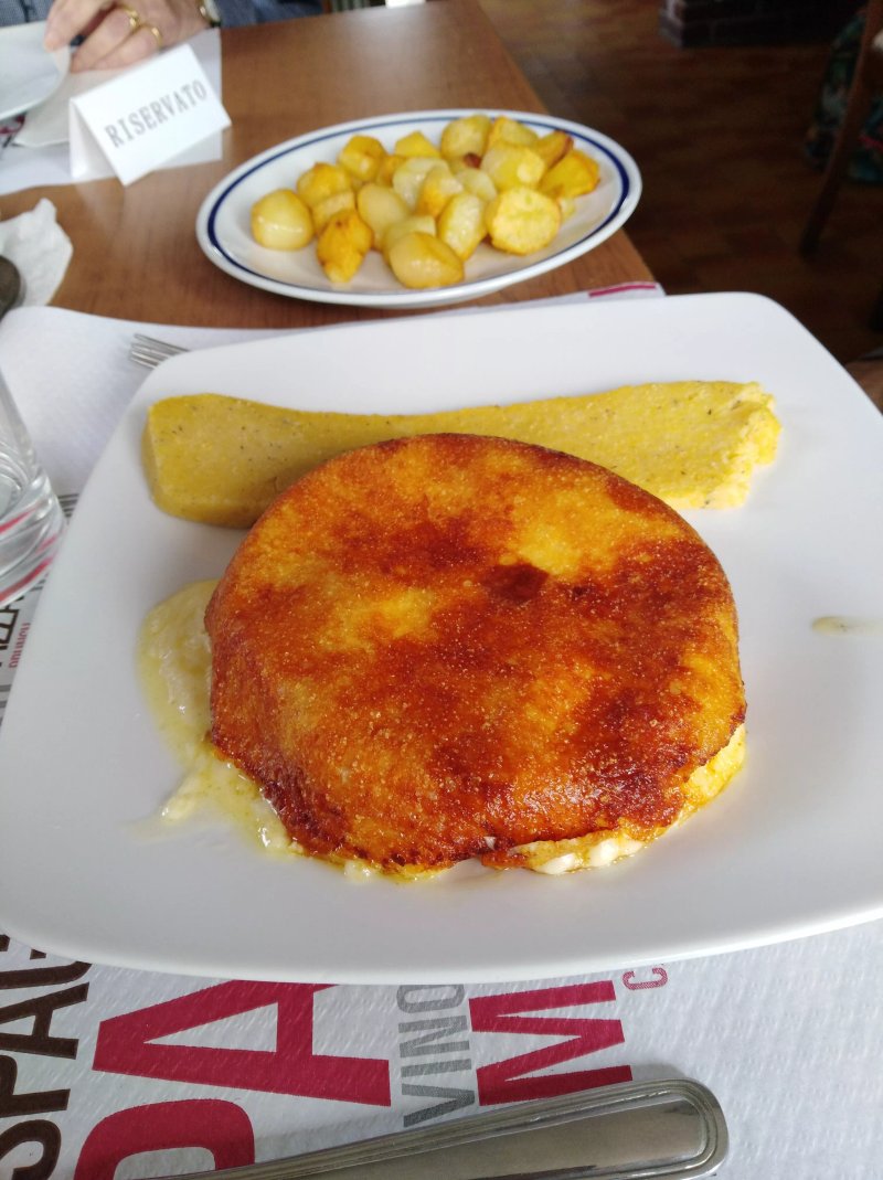 Osteria Mezzomonte