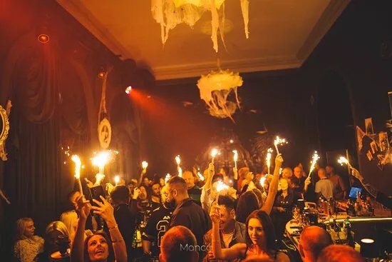 Manco Bar & Club