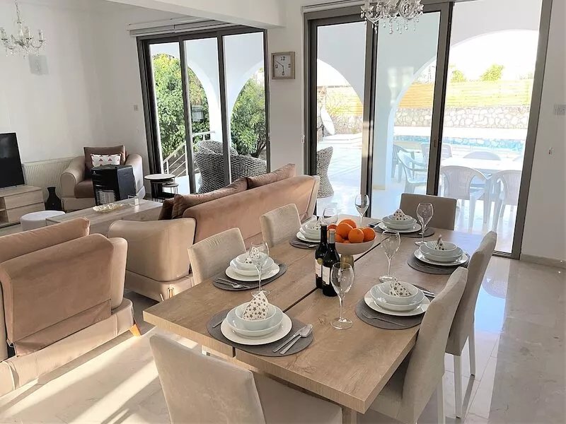 3 Bedroom Villa with Private Pool in Catalkoy / Kyrenia