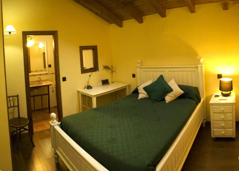 Casa del Abuelo Leóncio y Corral de la Abuela Felipa