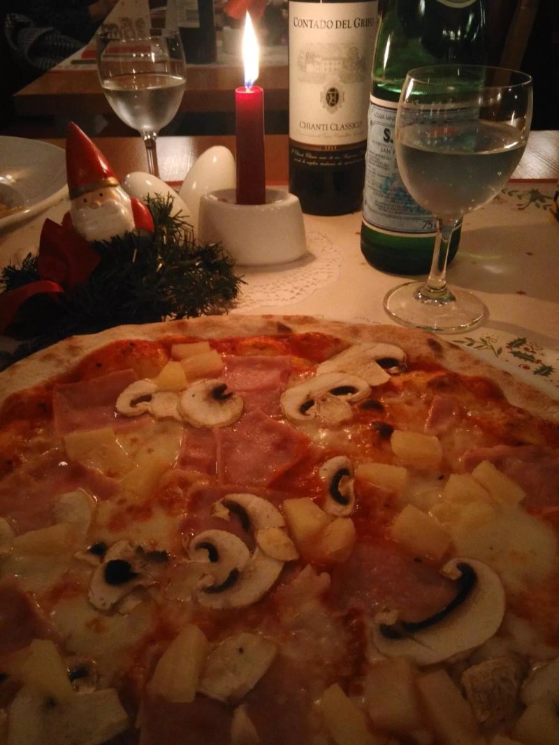 Raffaele Restaurant Lounge Bar