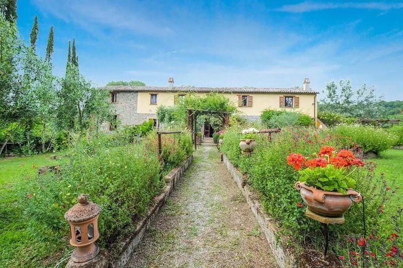 Stunning apartment in Ficulle with WiFi