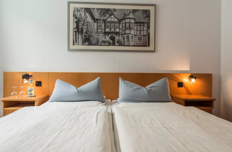City Hotel