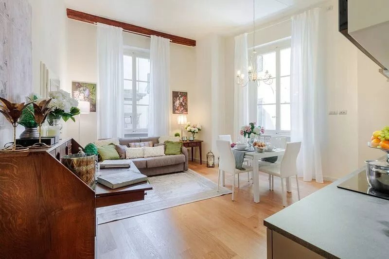 CASA UGOLINO, State of the Art Central 2 Bedrooms Apartment in Lucca