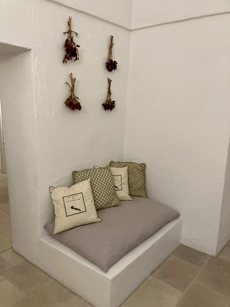 I Tre Coni by Acqua di Puglia