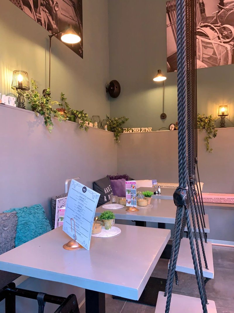 Karles Bistro