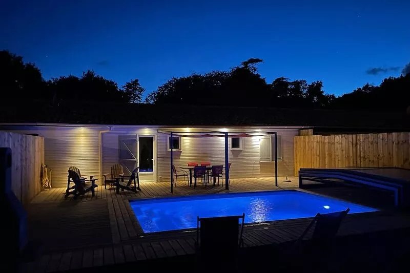 Near Soulac/mer 3-bedroom house with heated indoor pool