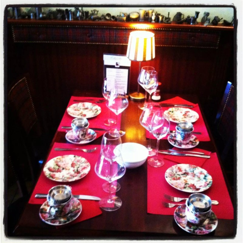 Mell's Place