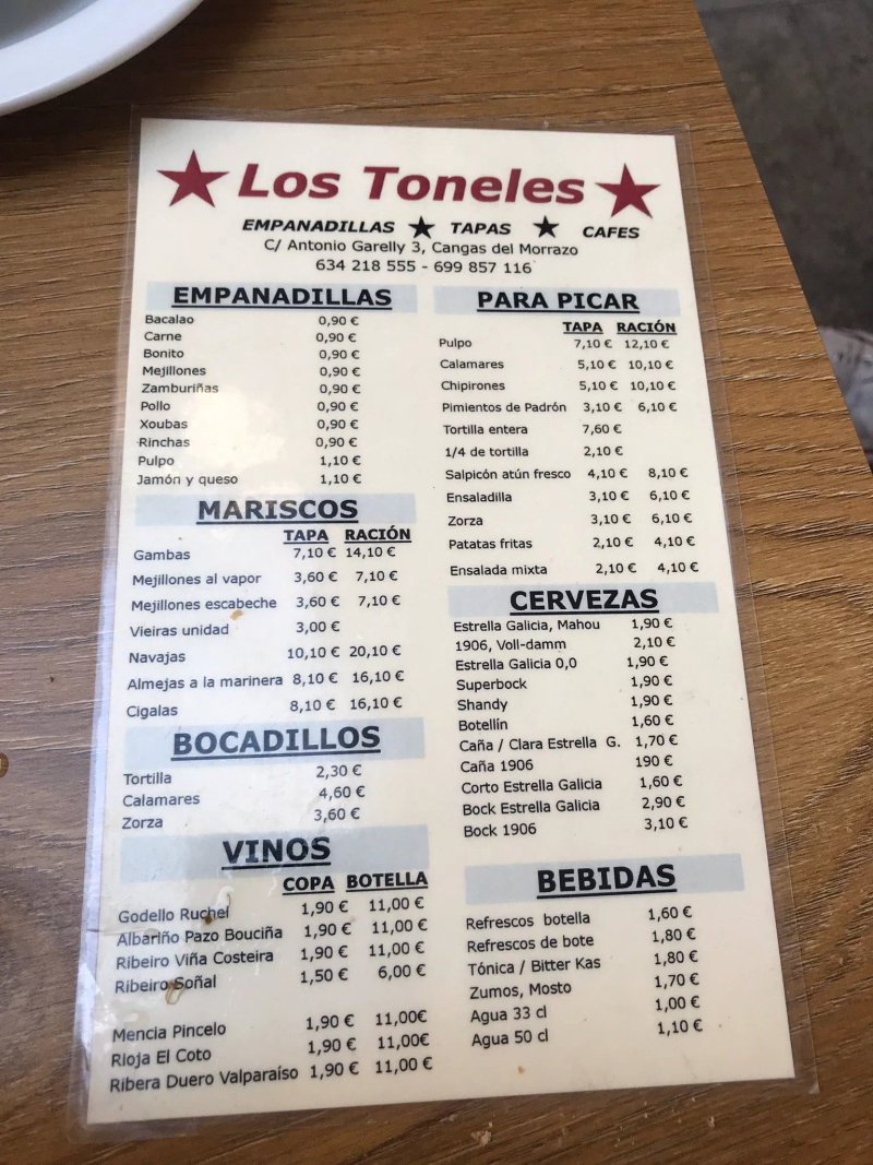 Los Toneles