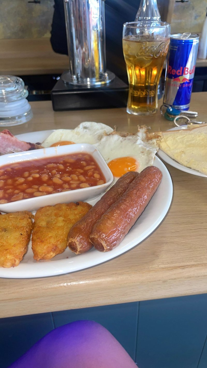 Love Fish Bar & Restaurant