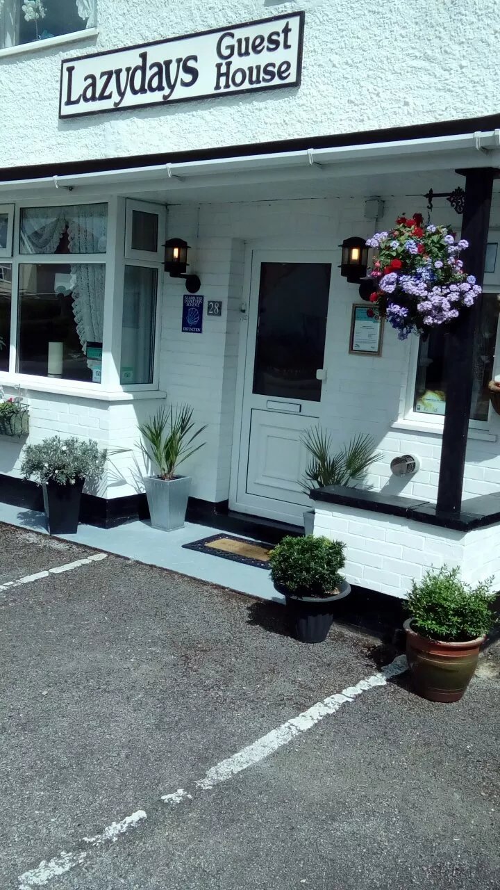 Lazydays Guesthouse