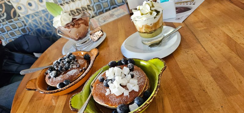In Piazzetta Tea House & Coffee
