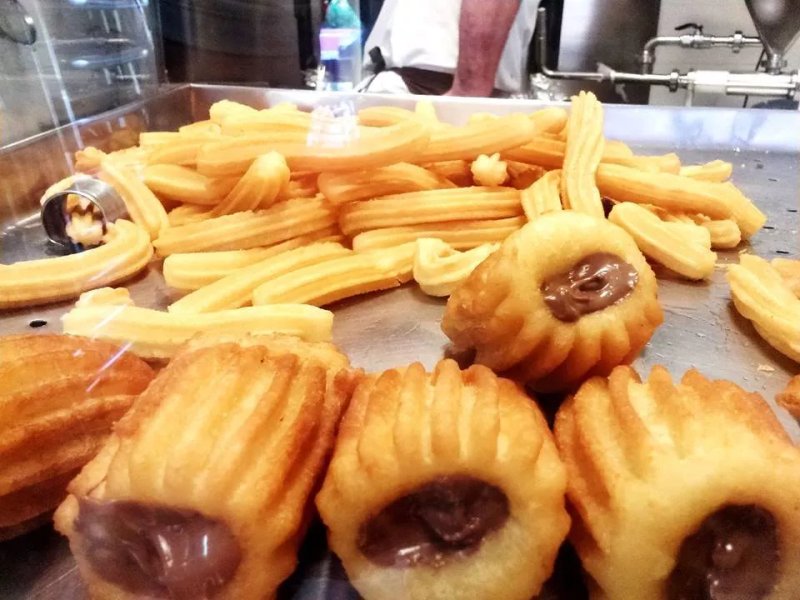 La Calenteria Churreria Chocolateria