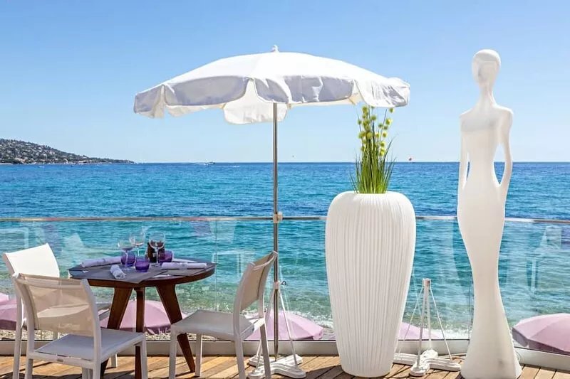 Superb Villa with stunning views of the Sea & Hills at 1.5km from the beach