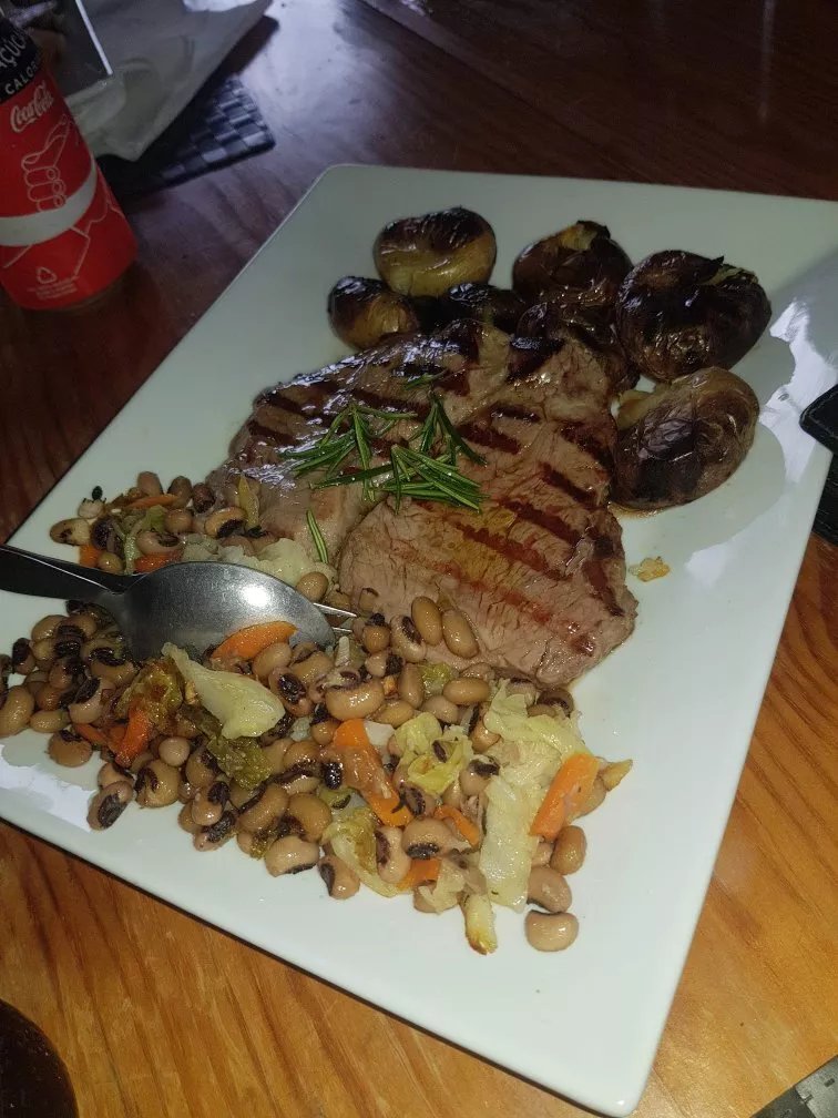 Restaurante A Lareira do Midoes