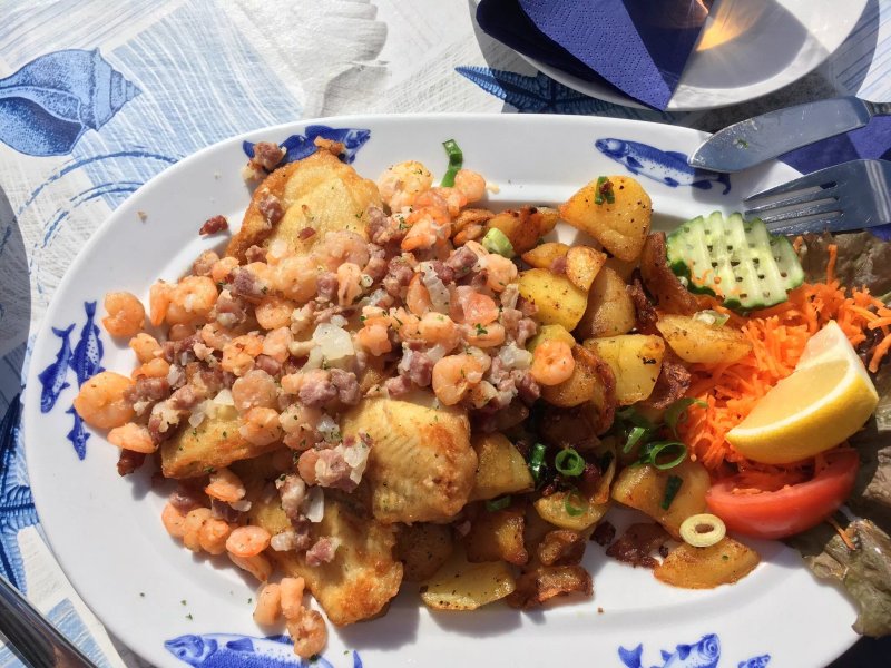 Fischgaststatte Und Pension Zum Trauten Fischerheim
