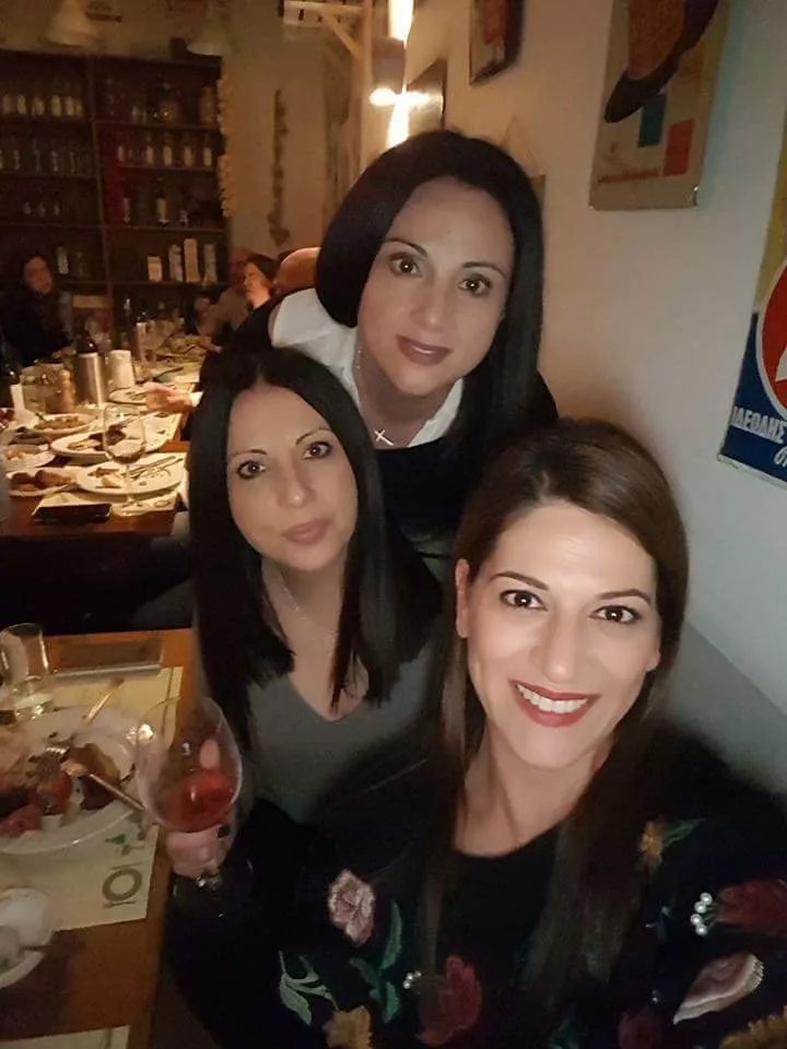 Oineas Mezedopoleio-Mousikotherapeftirio