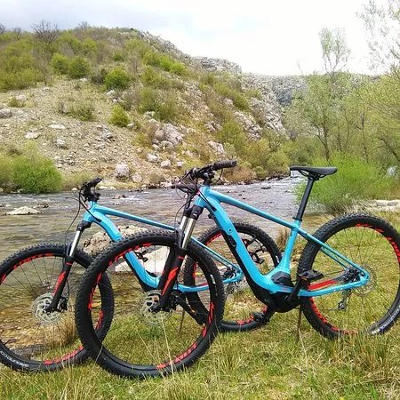 "E-bike Rumin" - electric bike rentals and tours in Split, Sinj