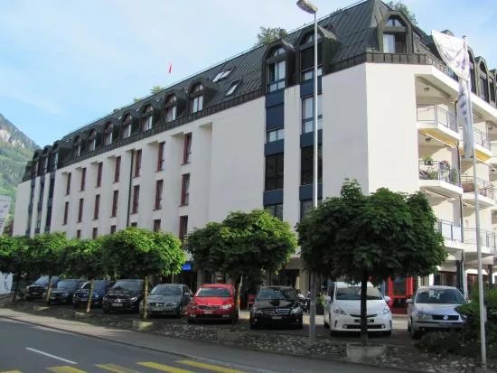 City Hotel