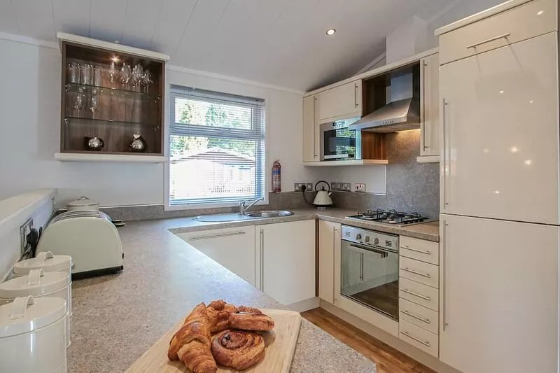Dovedale Lodge -  a holiday lodge that sleeps 5 guests  in 2 bedrooms