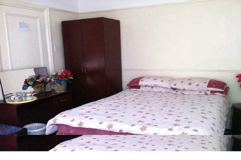 OYO Brunel Lodge