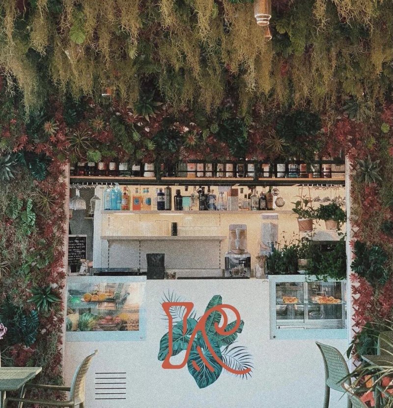Kaletta Veleriano's Bar