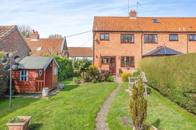 3 bedroom accommodation in Ringstead, near Hunstanton