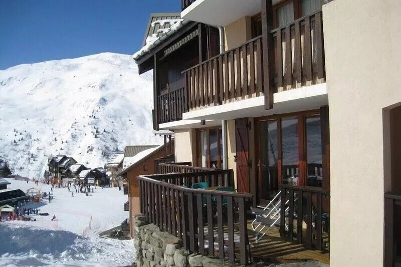 Apartment Valmeinier 1800: quiet, terrace, ski-in ski-out and view on the piste