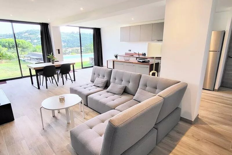 T3 SEASONAL RENTAL IN CAVALAIRE SUR MER