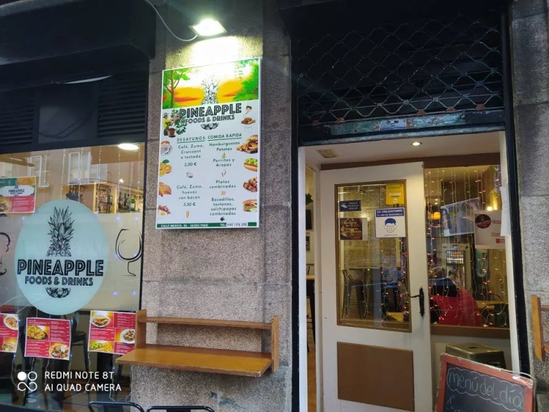 Cafeteria Pineaple