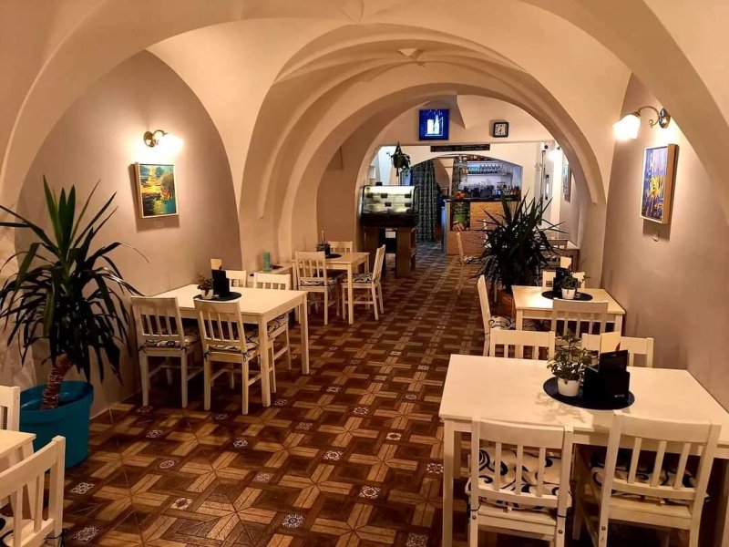 Mama's Cafe & Bistro