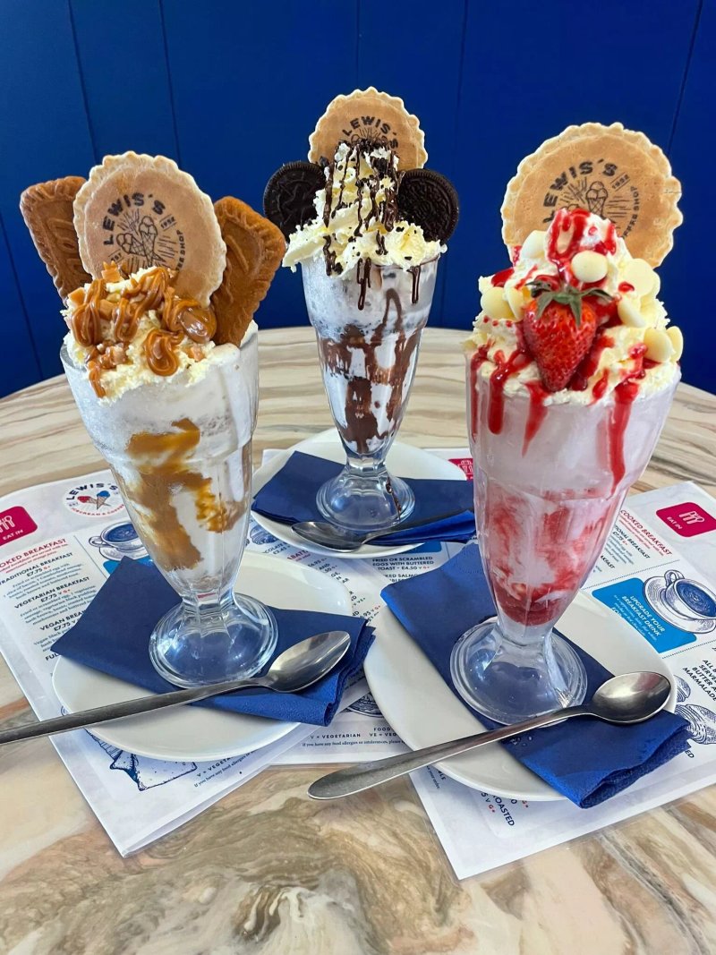 Lewis's Ice Cream and Coffee Shop
