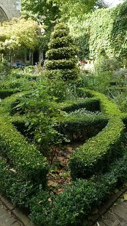 St Mary's Gardens