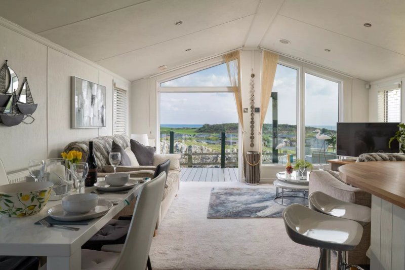 Hafan y Mor Lodges