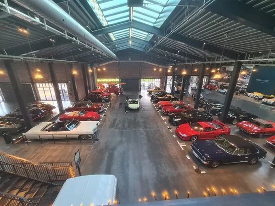 Classic Car House