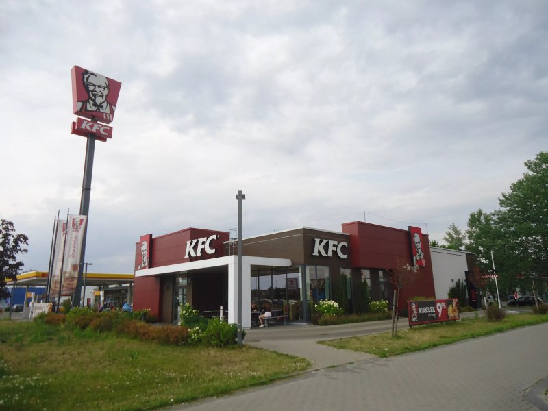 KFC Skierniewice Shell