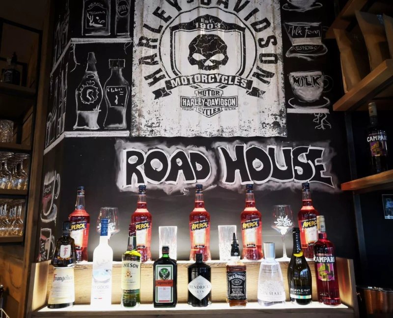 Hot-Stuff Road House Salzburg