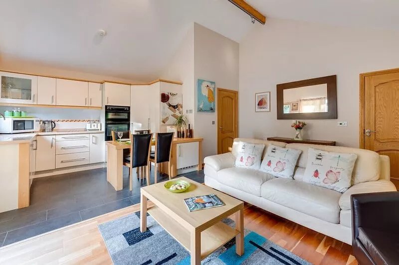 Oakdene - Two Bedroom Chalet, Sleeps 4