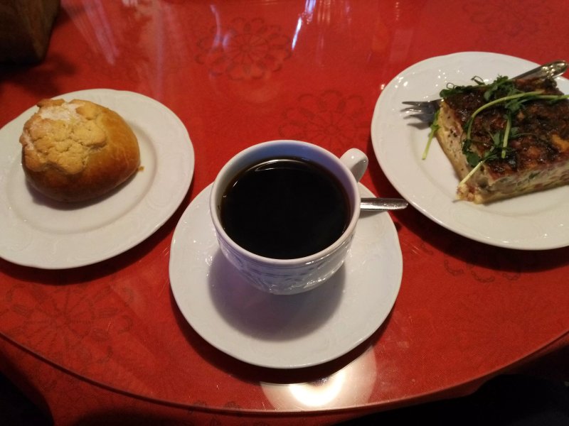 Cafe Varvara / Tiinan Juurileipomo