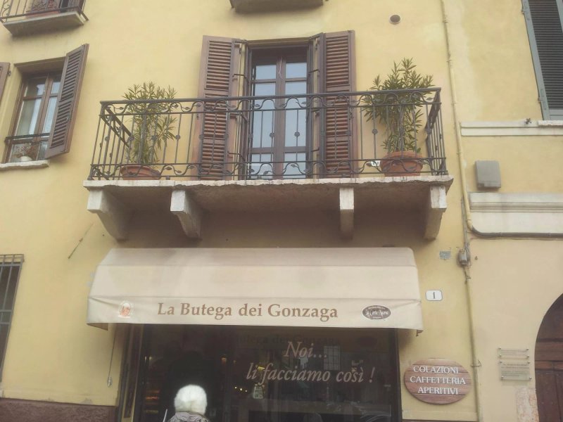 Rigoletto Cafe