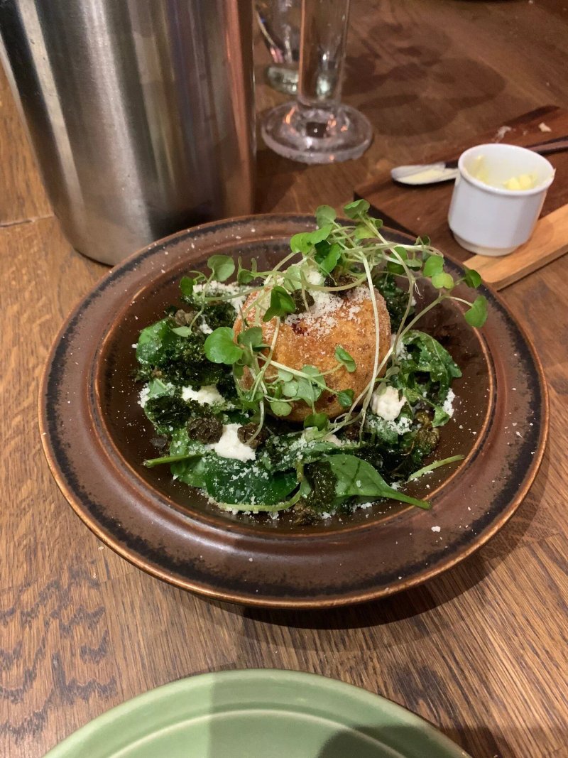 Bistro 11