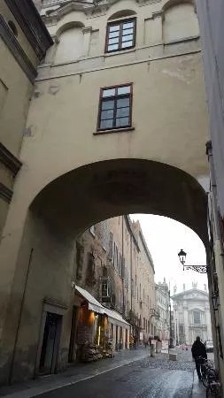 Voltone Di San Pietro