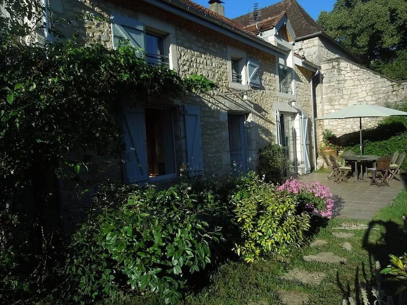House with character - garden - sleeps 5 - 90m²