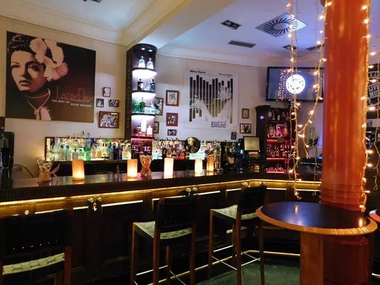 Cafe Malaga - Live Music