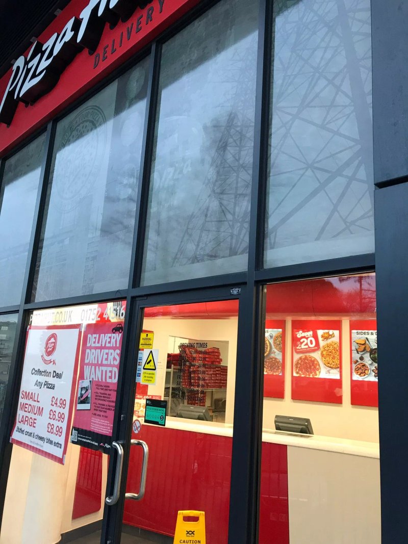 Pizza Hut Delivery