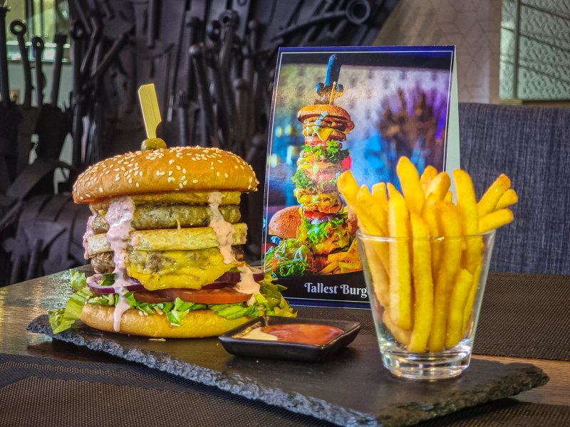 Land Of Kings Cafe And Restaurant