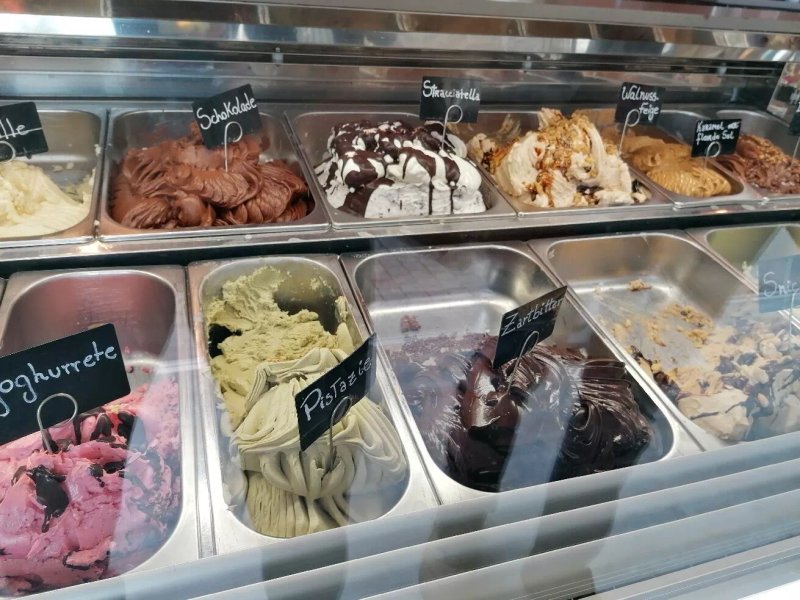 Eiscafe Dolomiti