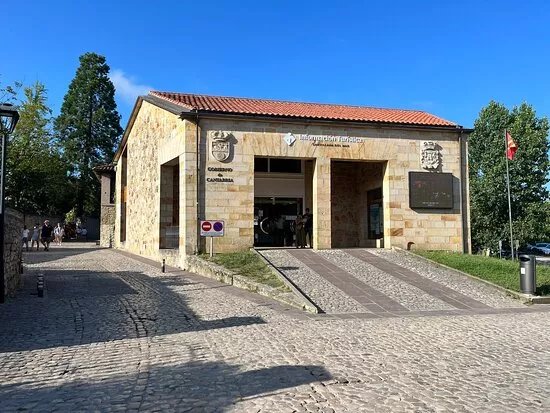 Oficina Turismo De Santillana Del Mar