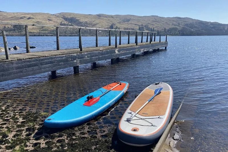 Luxury Scottish holiday house on the shores of Loch Awe with boat house, jetty,